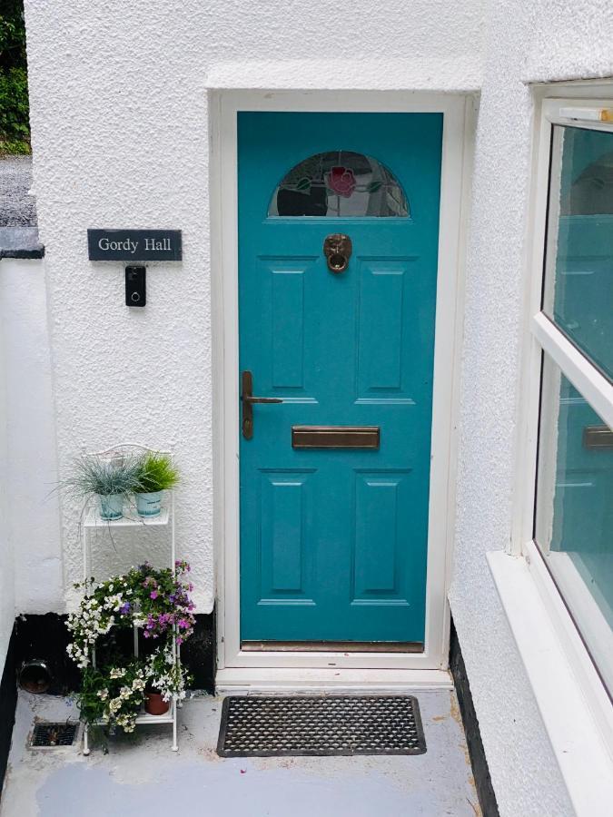 Gordy Hall -Sea Facing Welsh Cottage With Stunning Views Pendine Exteriör bild