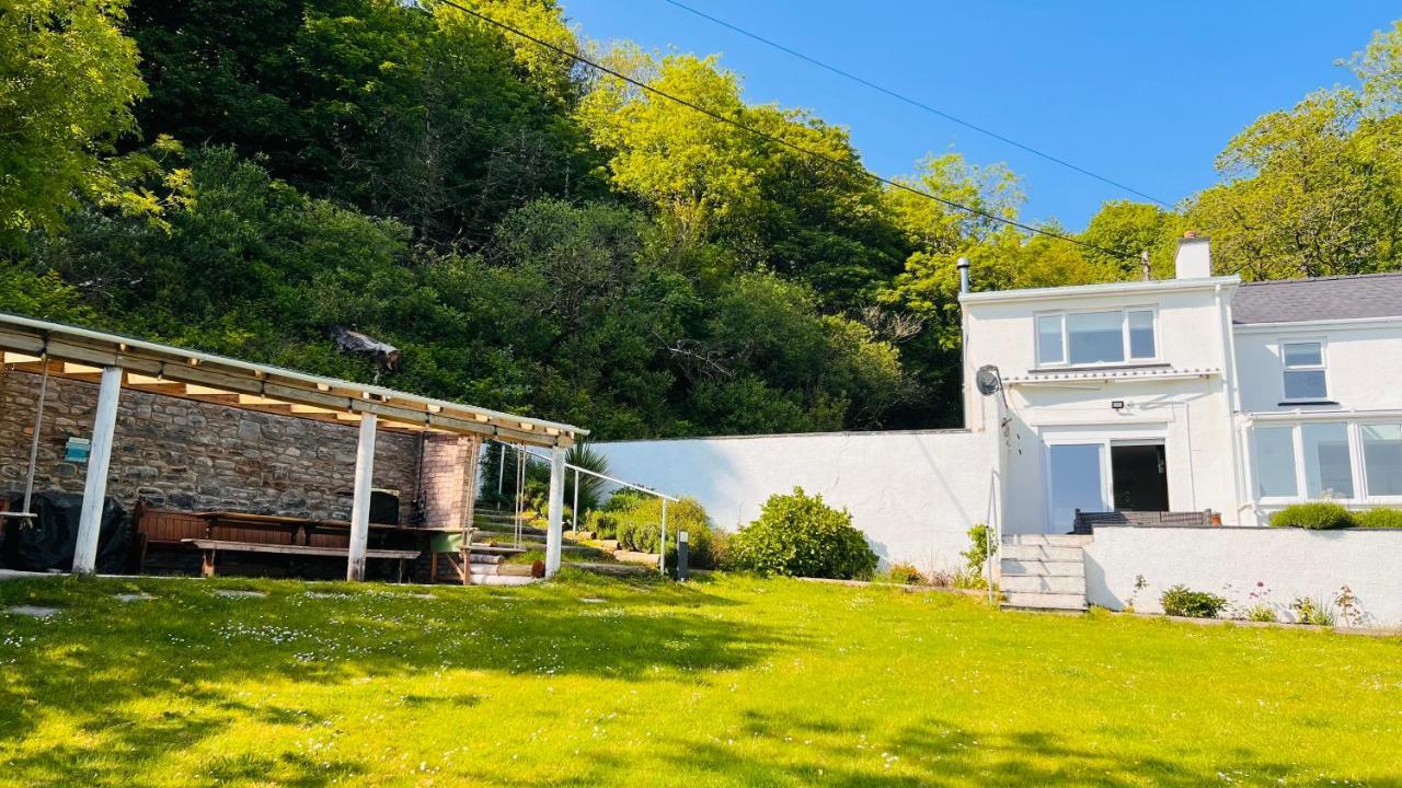 Gordy Hall -Sea Facing Welsh Cottage With Stunning Views Pendine Exteriör bild