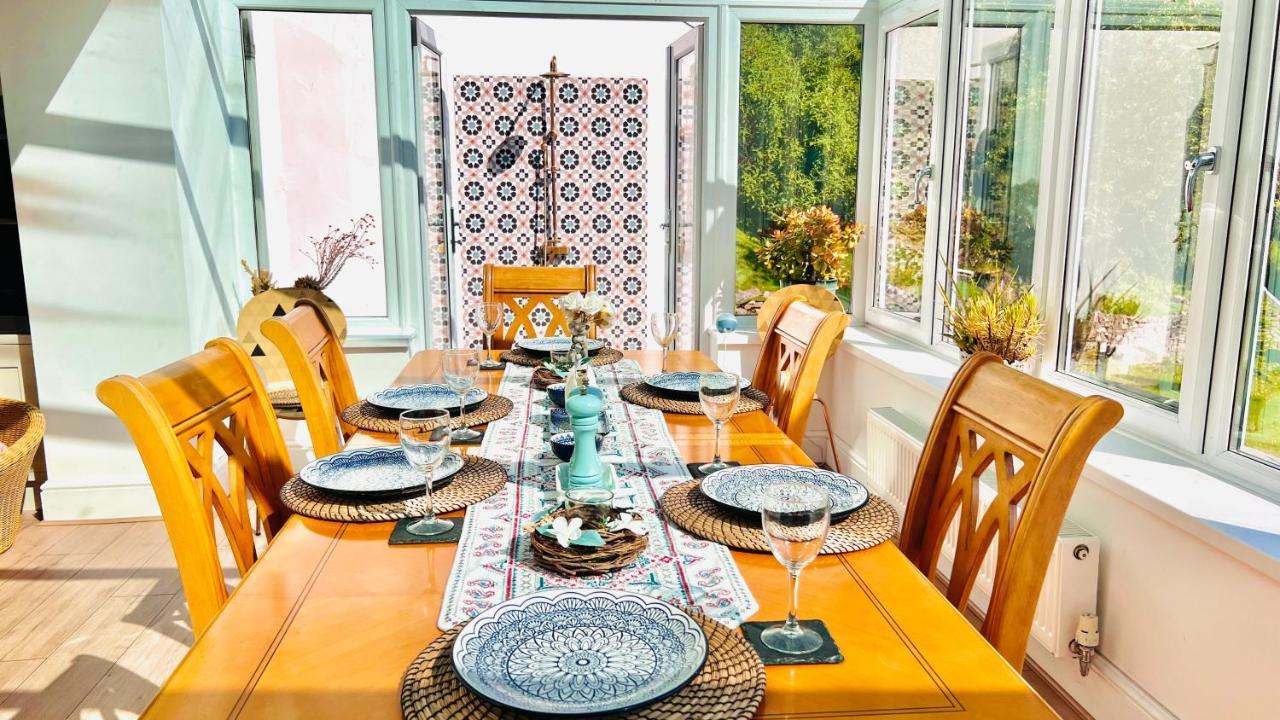 Gordy Hall -Sea Facing Welsh Cottage With Stunning Views Pendine Exteriör bild